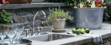 outdoor kitchen sink